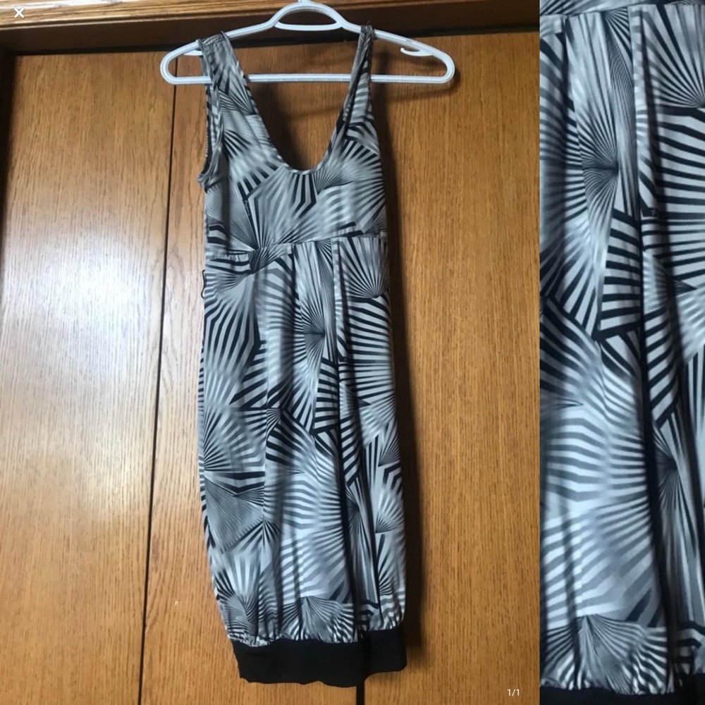 Black and grey dress super cute